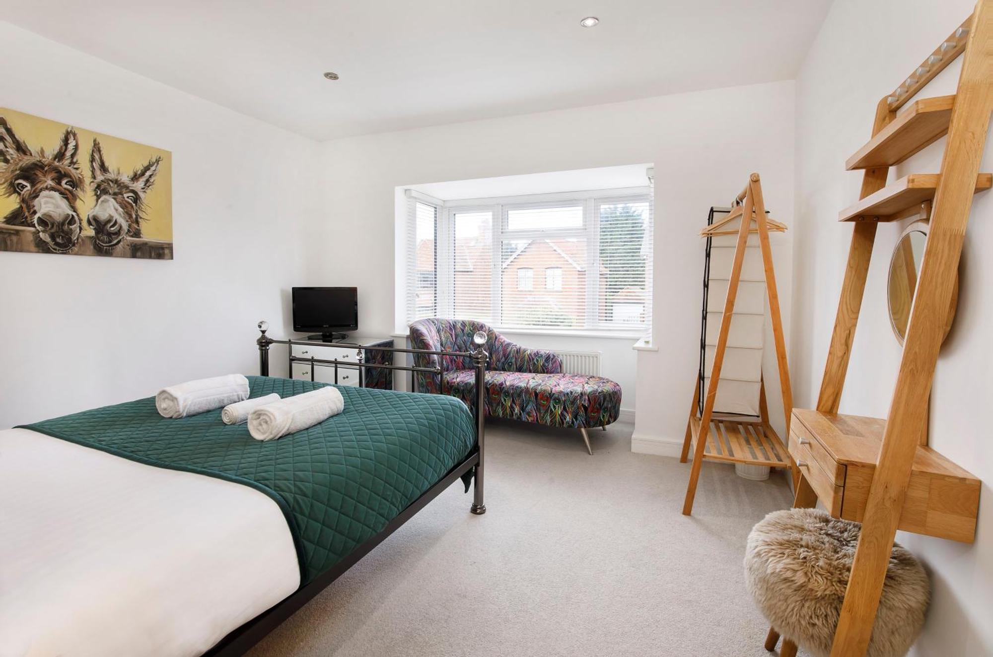 White House Apartments-Free Parking 1 Car Per Apartment York Esterno foto